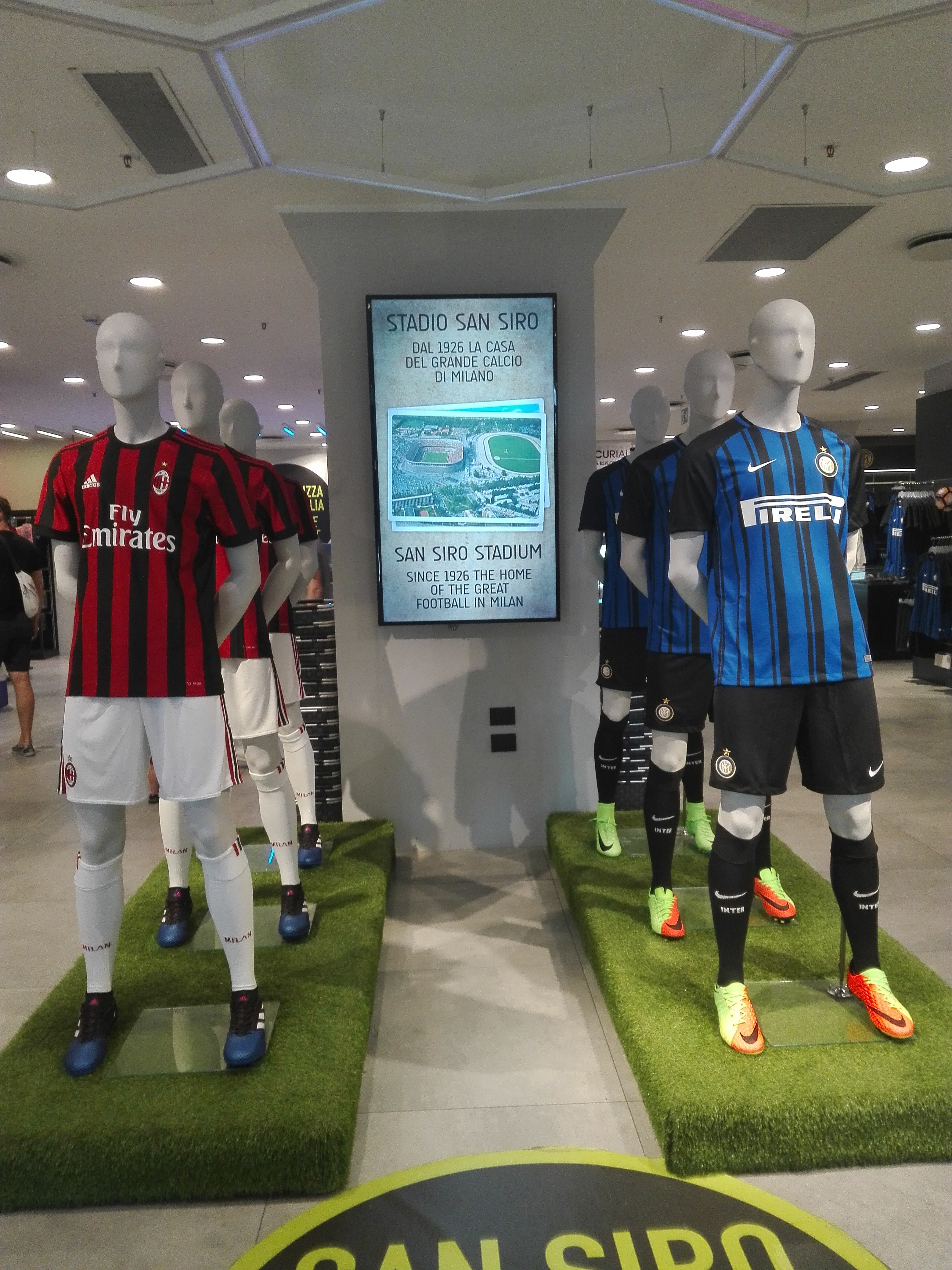 Milan Store San Siro