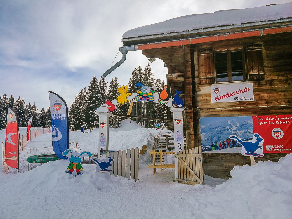 lenk ski schule kinderclub hütte