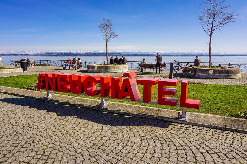 neuchatel city tour