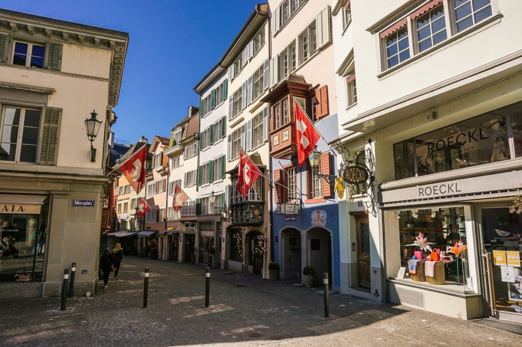 zurich free city walking tour