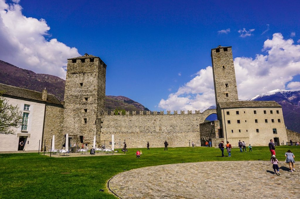 Tento obrázek nemá vyplněný atribut alt; název souboru je Bellinzona-Castelgrande-1-2-1024x681.jpg.