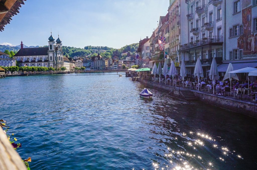 lucerne walking tour free