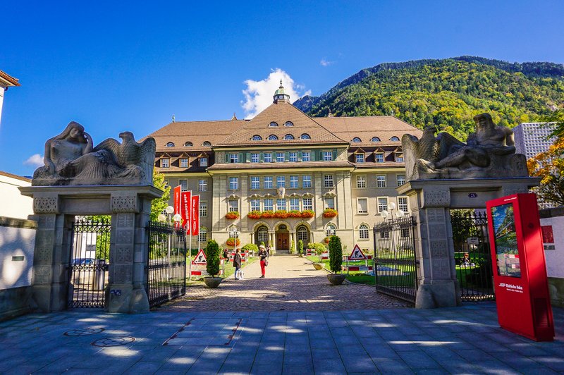 chur rhätische bahn building