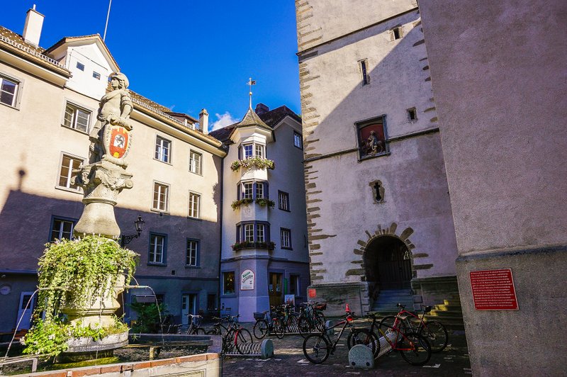 chur fountain