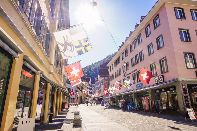 chur poststrasse flags